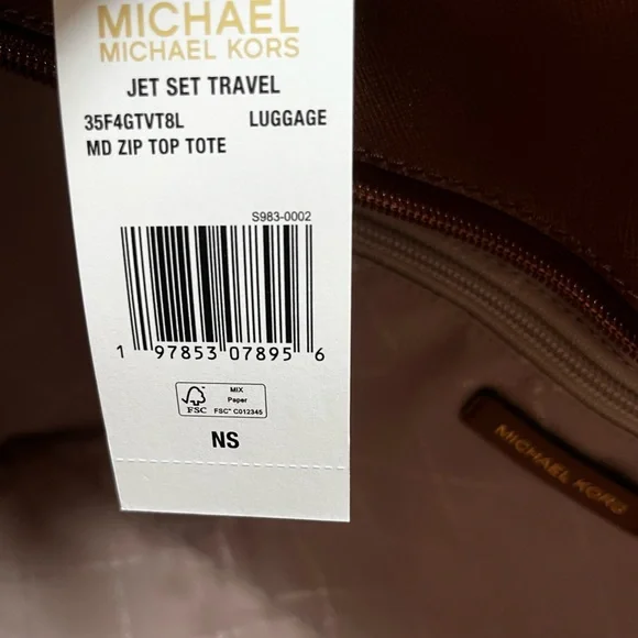 NWT Michael Kors “Jet Set” medium zip top tote - Picture 9 of 13